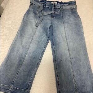 Women's Light Blue Jeans